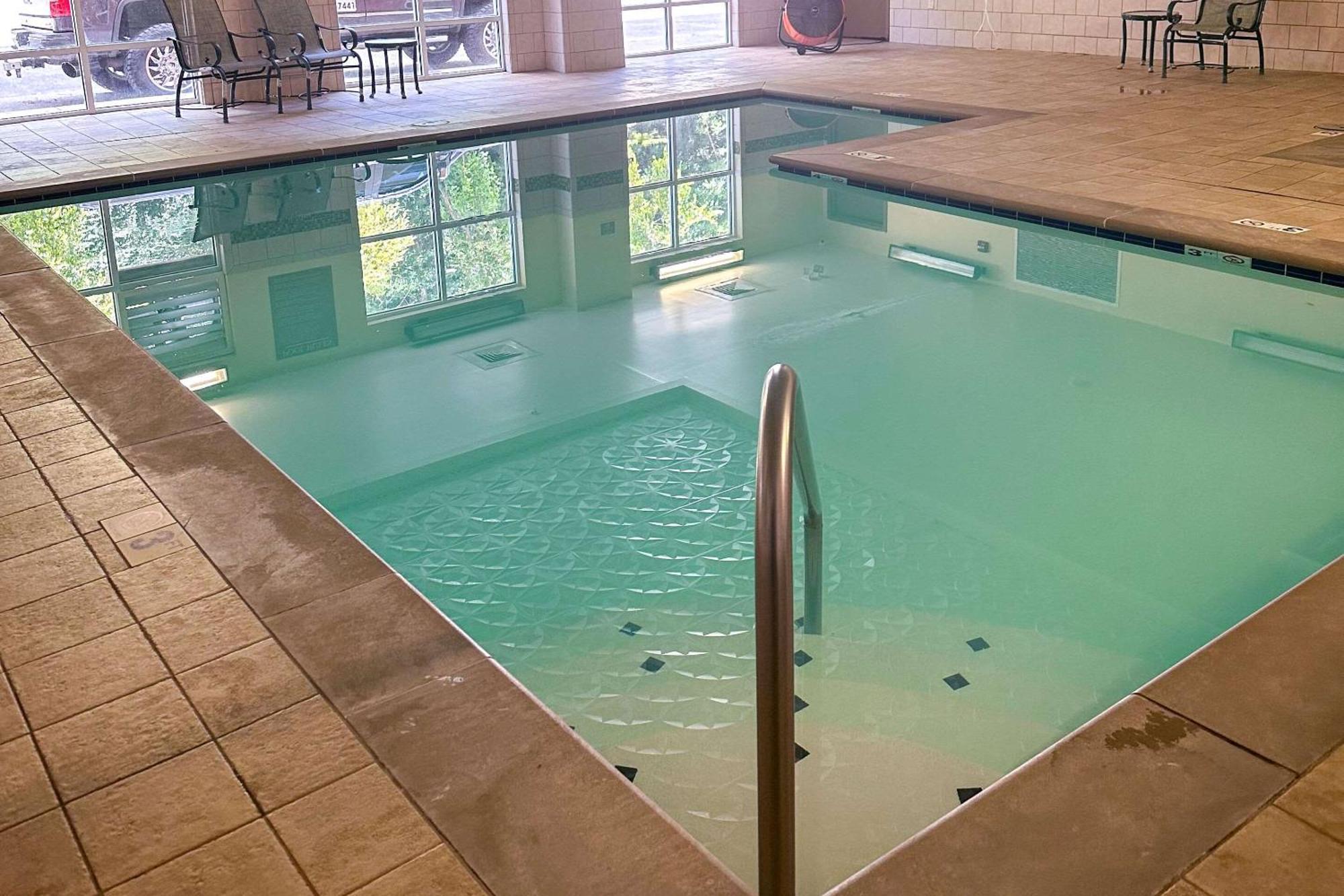 Country Inn & Suites By Radisson, Knoxville At Cedar Bluff, Tn エクステリア 写真